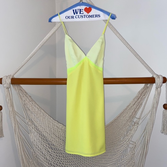 Electric highlighter mini dress - Picture 2 of 5
